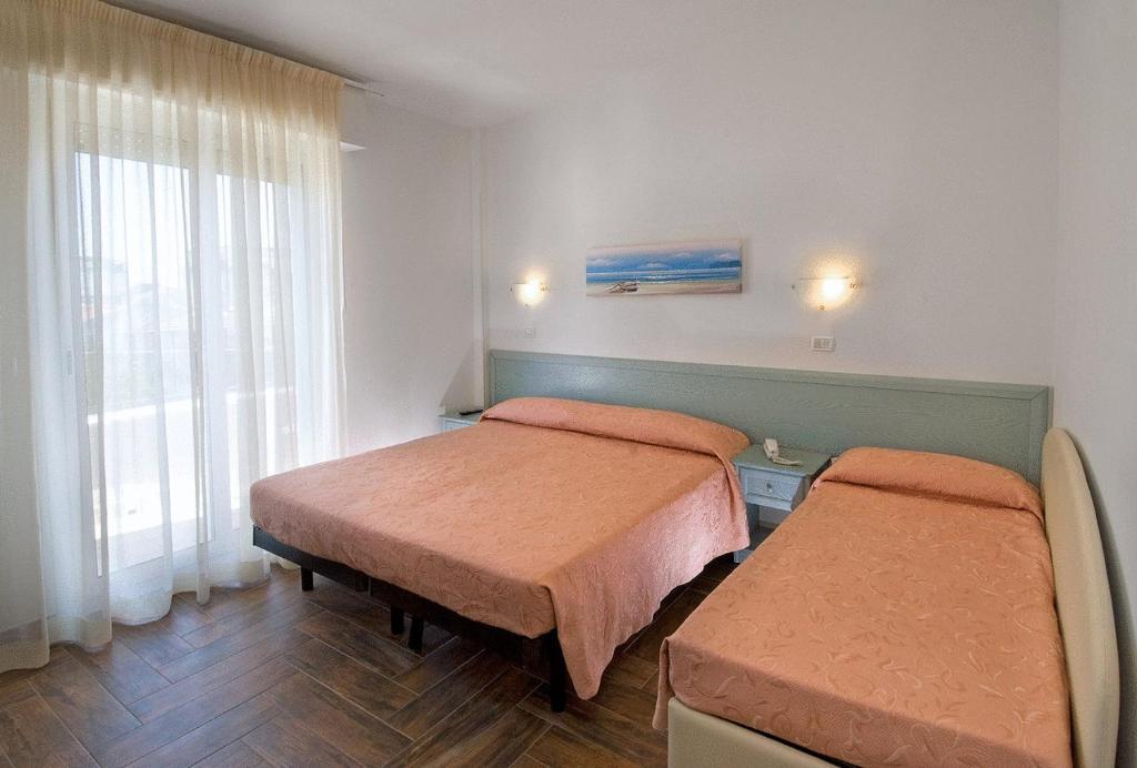 Hotel Belmar Cattolica Eksteriør bilde